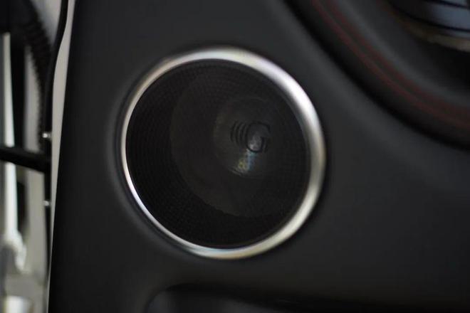配置路虎发现不烧都难龙8国际头号玩家这(图5)