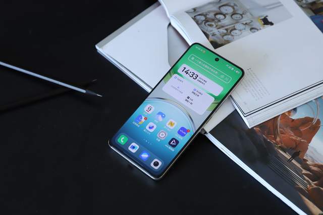 国民手机越级引领者超级扬声器真的太猛了！long8登录vivo Y300评测：(图8)